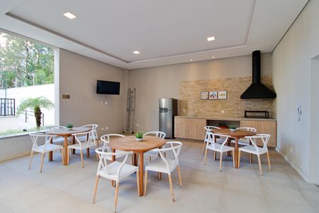 Apartamento para alugar com 58m², 2 quartos e 2 vagasÁrea comum - Churrasqueira