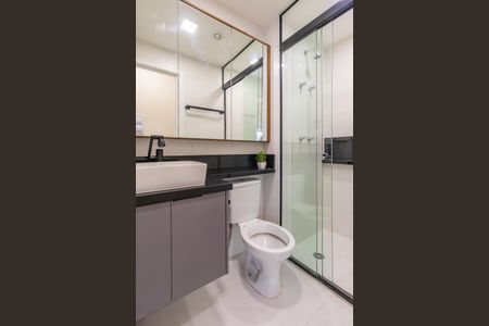 Banheiro de apartamento à venda com 2 quartos, 48m² em Nova Aldeinha, Barueri