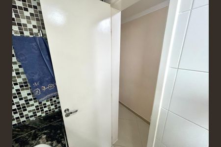 Apartamento à venda com 63m², 3 quartos e 2 vagas Apartamento à venda com 63m², 3 quartos e 2 vagasBanheiro Social
