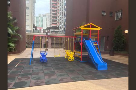 Apartamento à venda com 63m², 3 quartos e 2 vagas Apartamento à venda com 63m², 3 quartos e 2 vagasÁrea comum - Playground
