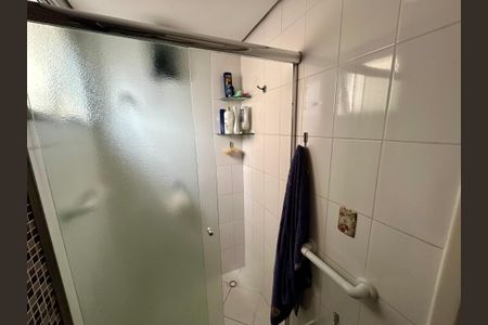 Apartamento à venda com 63m², 3 quartos e 2 vagas Apartamento à venda com 63m², 3 quartos e 2 vagasBanheiro da Suíte