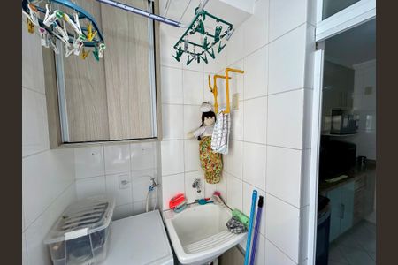 Apartamento à venda com 63m², 3 quartos e 2 vagas Apartamento à venda com 63m², 3 quartos e 2 vagasÁrea de Serviço