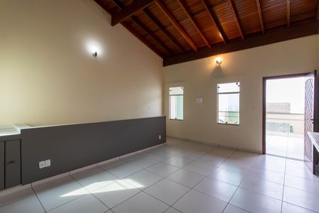 Casa à venda com 300m², 4 quartos e 2 vagas Casa à venda com 300m², 4 quartos e 2 vagasEdicula / Cobertura
