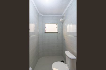 Casa à venda com 300m², 4 quartos e 2 vagas Casa à venda com 300m², 4 quartos e 2 vagasBanheiro Social