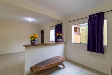 Casa à venda com 300m², 4 quartos e 2 vagas Casa à venda com 300m², 4 quartos e 2 vagasSuíte 2