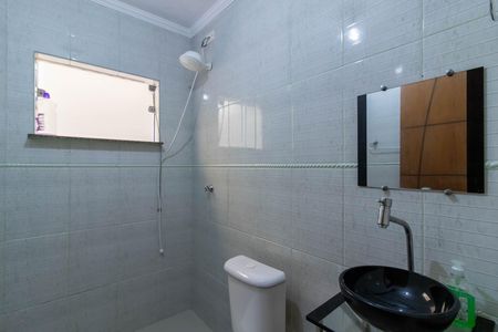 Casa à venda com 300m², 4 quartos e 2 vagas Casa à venda com 300m², 4 quartos e 2 vagasBanheiro Social