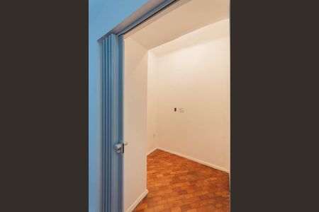 Apartamento à venda com 70m², 2 quartos e 1 vagaEscritório