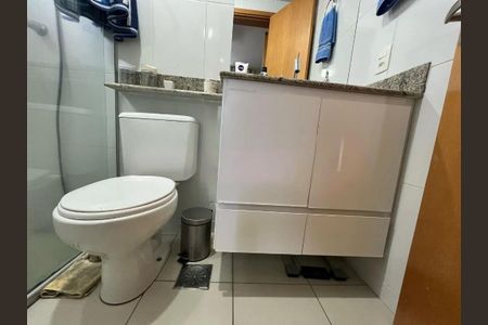 Banheiro Social de apartamento para alugar com 3 quartos, 83m² em Buritis, Belo Horizonte