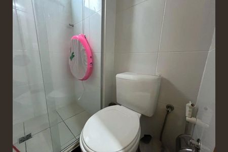 Banheiro Social de apartamento para alugar com 3 quartos, 83m² em Buritis, Belo Horizonte