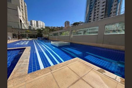 Apartamento para alugar com 83m², 3 quartos e 2 vagasÁrea comum - Piscina