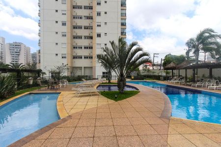 Apartamento à venda com 63m², 2 quartos e 1 vaga Apartamento à venda com 63m², 2 quartos e 1 vagaÁrea comum - Piscina