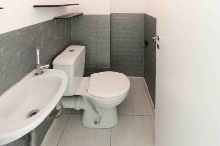 Apartamento à venda com 63m², 2 quartos e 1 vaga Apartamento à venda com 63m², 2 quartos e 1 vagaLavabo