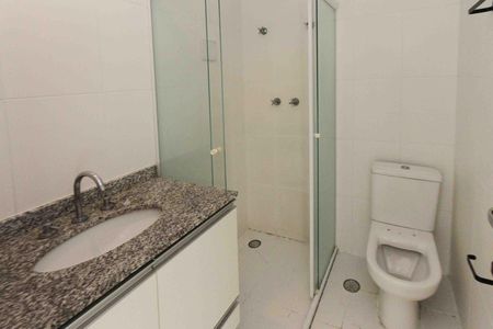 Apartamento à venda com 63m², 2 quartos e 1 vaga Apartamento à venda com 63m², 2 quartos e 1 vagaBanheiro
