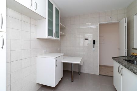 Apartamento à venda com 58m², 2 quartos e 2 vagas Apartamento à venda com 58m², 2 quartos e 2 vagasCozinha