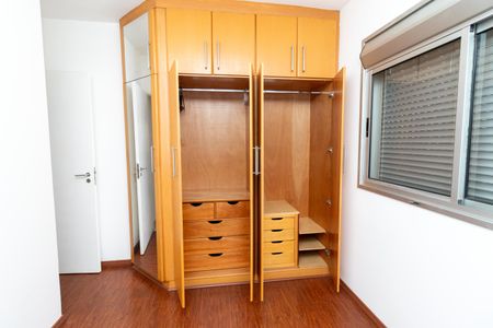 Apartamento à venda com 58m², 2 quartos e 2 vagas Apartamento à venda com 58m², 2 quartos e 2 vagasQuarto 2