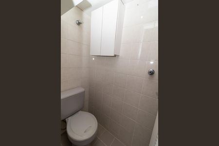 Apartamento à venda com 58m², 2 quartos e 2 vagas Apartamento à venda com 58m², 2 quartos e 2 vagasBanheiro de Serviço