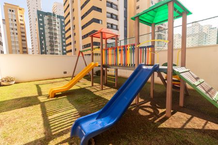 Apartamento à venda com 58m², 2 quartos e 2 vagas Apartamento à venda com 58m², 2 quartos e 2 vagasÁrea comum - Playground