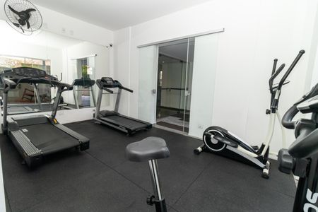 Apartamento à venda com 58m², 2 quartos e 2 vagas Apartamento à venda com 58m², 2 quartos e 2 vagasÁrea comum - Academia