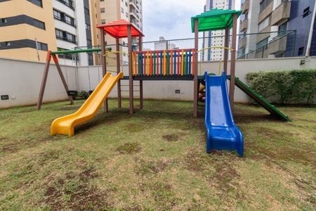 Apartamento à venda com 58m², 2 quartos e 2 vagas Apartamento à venda com 58m², 2 quartos e 2 vagasÁrea comum - Playground
