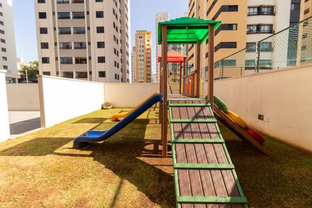 Apartamento à venda com 58m², 2 quartos e 2 vagas Apartamento à venda com 58m², 2 quartos e 2 vagasÁrea comum - Playground
