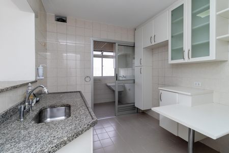 Apartamento à venda com 58m², 2 quartos e 2 vagas Apartamento à venda com 58m², 2 quartos e 2 vagasCozinha