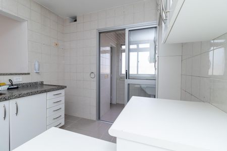 Apartamento à venda com 58m², 2 quartos e 2 vagas Apartamento à venda com 58m², 2 quartos e 2 vagasCozinha