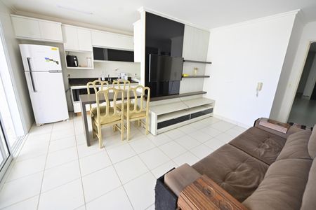 Apartamento para alugar com 65m², 2 quartos e 1 vaga Apartamento para alugar com 65m², 2 quartos e 1 vagaSala