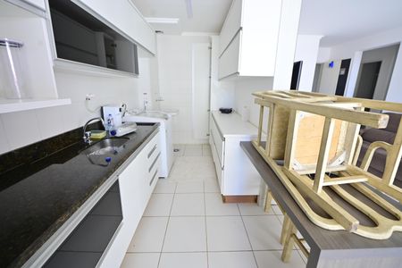 Apartamento para alugar com 65m², 2 quartos e 1 vaga Apartamento para alugar com 65m², 2 quartos e 1 vagaCozinha