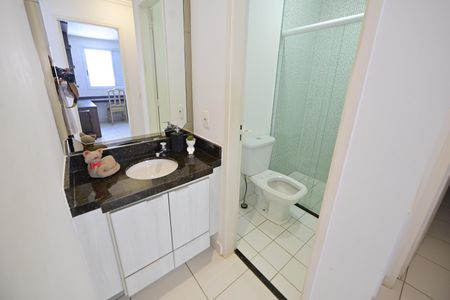 Apartamento para alugar com 65m², 2 quartos e 1 vaga Apartamento para alugar com 65m², 2 quartos e 1 vagaBanheiro