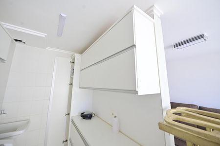 Apartamento para alugar com 65m², 2 quartos e 1 vaga Apartamento para alugar com 65m², 2 quartos e 1 vagaCozinha