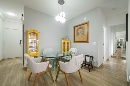 Apartamento à venda com 75m², 3 quartos e 3 vagasSala