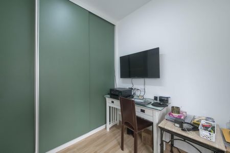 Apartamento à venda com 75m², 3 quartos e 3 vagasQuarto 2