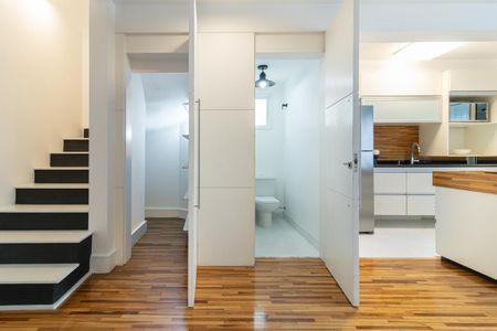 Apartamento à venda com 82m², 1 quarto e 1 vagaEscada