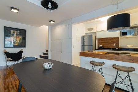 Sala de apartamento à venda com 1 quarto, 82m² em Vila Nova Conceição, São Paulo