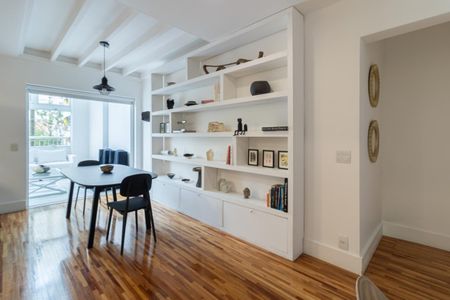 Sala de apartamento à venda com 1 quarto, 82m² em Vila Nova Conceição, São Paulo