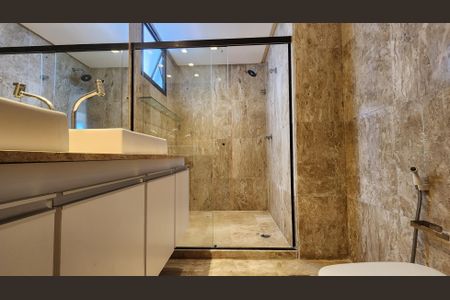 Apartamento para alugar com 257m², 3 quartos e 2 vagas Apartamento para alugar com 257m², 3 quartos e 2 vagasSuíte do quarto 1