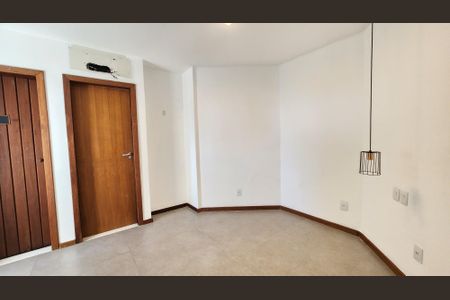 Apartamento para alugar com 257m², 3 quartos e 2 vagas Apartamento para alugar com 257m², 3 quartos e 2 vagasQuarto 3