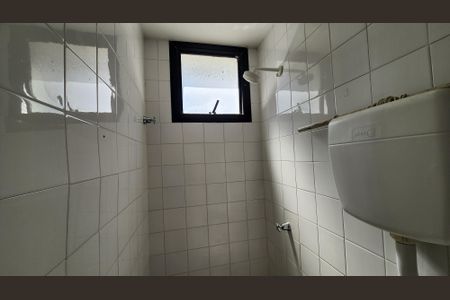 Apartamento para alugar com 257m², 3 quartos e 2 vagas Apartamento para alugar com 257m², 3 quartos e 2 vagasBanheiro de serviço