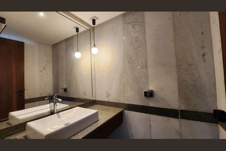 Apartamento para alugar com 257m², 3 quartos e 2 vagas Apartamento para alugar com 257m², 3 quartos e 2 vagasLavabo