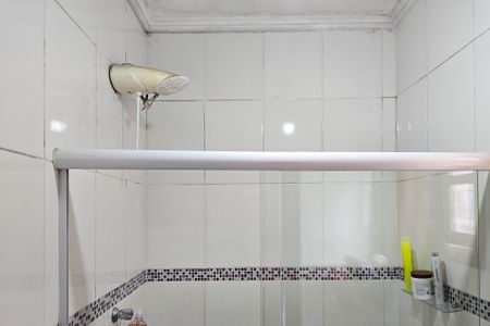 Casa à venda com 200m², 6 quartos e 2 vagasCasa 1 - Banheiro da Suíte 2 