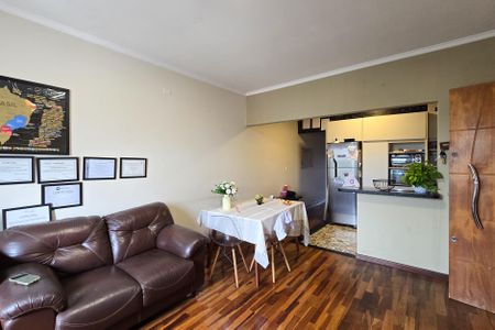 Casa 1 - Sala de casa à venda com 6 quartos, 200m² em Ferrazópolis, São Bernardo do Campo