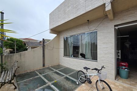 Casa à venda com 200m², 6 quartos e 2 vagasCasa 1 - Sacada da sala