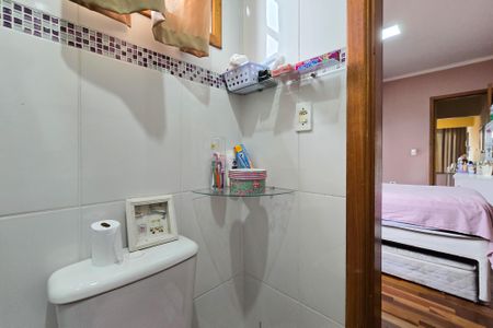 Casa à venda com 200m², 6 quartos e 2 vagasCasa 1 - Banheiro da Suíte 2 