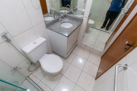 Casa à venda com 121m², 2 quartos e 2 vagasBanheiro da Suíte 2