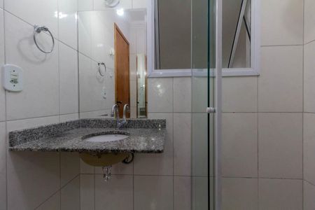 Casa à venda com 121m², 2 quartos e 2 vagasBanheiro da Suíte 1