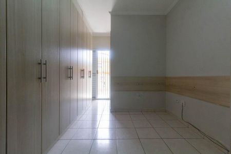 Casa à venda com 121m², 2 quartos e 2 vagasSuíte 2