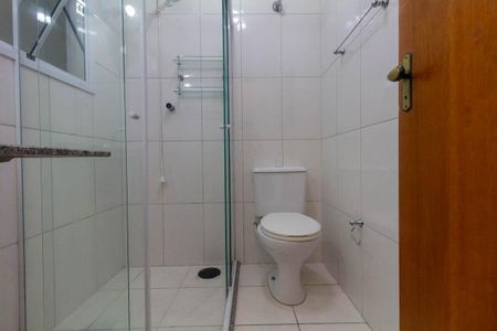 Casa à venda com 121m², 2 quartos e 2 vagasBanheiro da Suíte 1