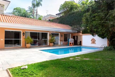 Casa à venda com 670m², 4 quartos e 5 vagas