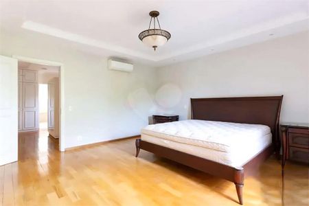 Casa à venda com 4 quartos, 670m² em Morumbi, São Paulo