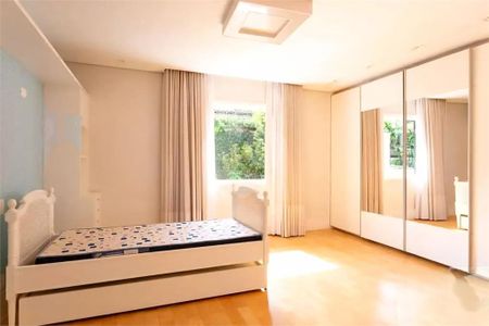 Casa à venda com 4 quartos, 670m² em Morumbi, São Paulo